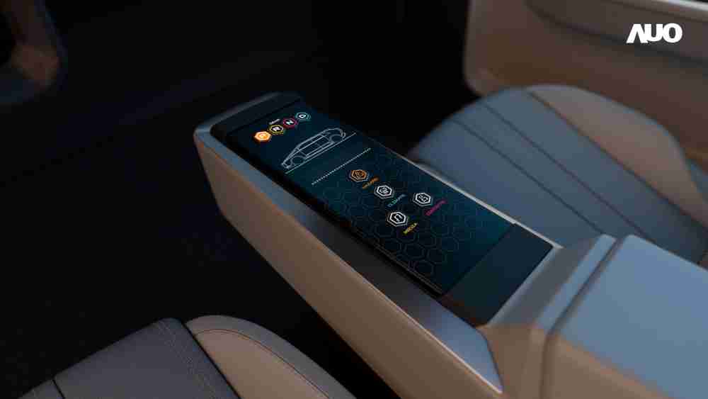 JDB电子以人性化设计打造多变形态中控显示(Morphing Center Control)，，不使用时仅平面显示信息，，进行操作时，，显示器则会动态隆起，，转变成3D实体按钮，，，，并有触觉回馈，，，展示人机互动新体验